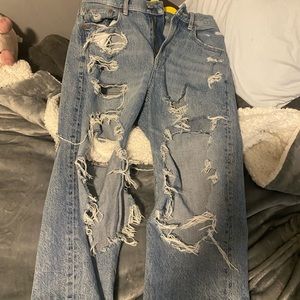 baggy/boyfriend jeans